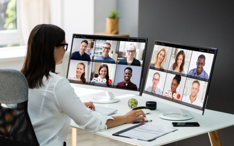 Sử dụng các công cụ thông minh để làm việc trực tuyến