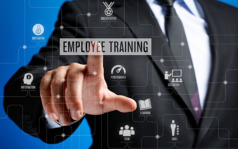 Đào tạo nhân viên để nâng cao hiệu suất làm việc