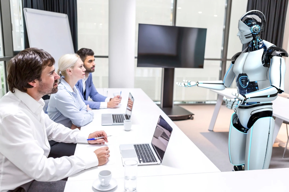 Kỷ Nguyên Robot Hình Người: Cơ Hội Và Thách Thức