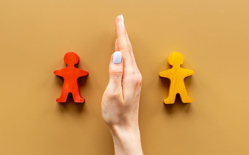 5 Kỹ Năng Quản Lý Xung Đột: Từ Đối Đầu Đến Hợp Tác Phát Triển