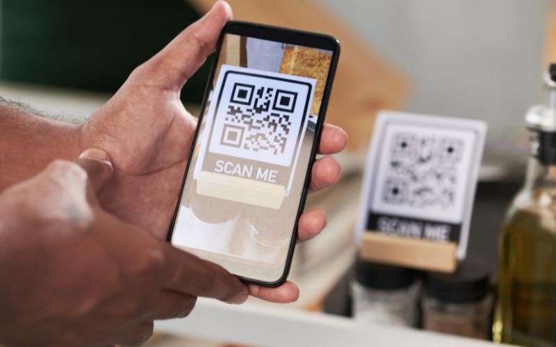 8 Ứng Dụng AI Trong Ngành F&B – Từ Trải Nghiệm Ảo Đến Vận Hành Xuất Sắc